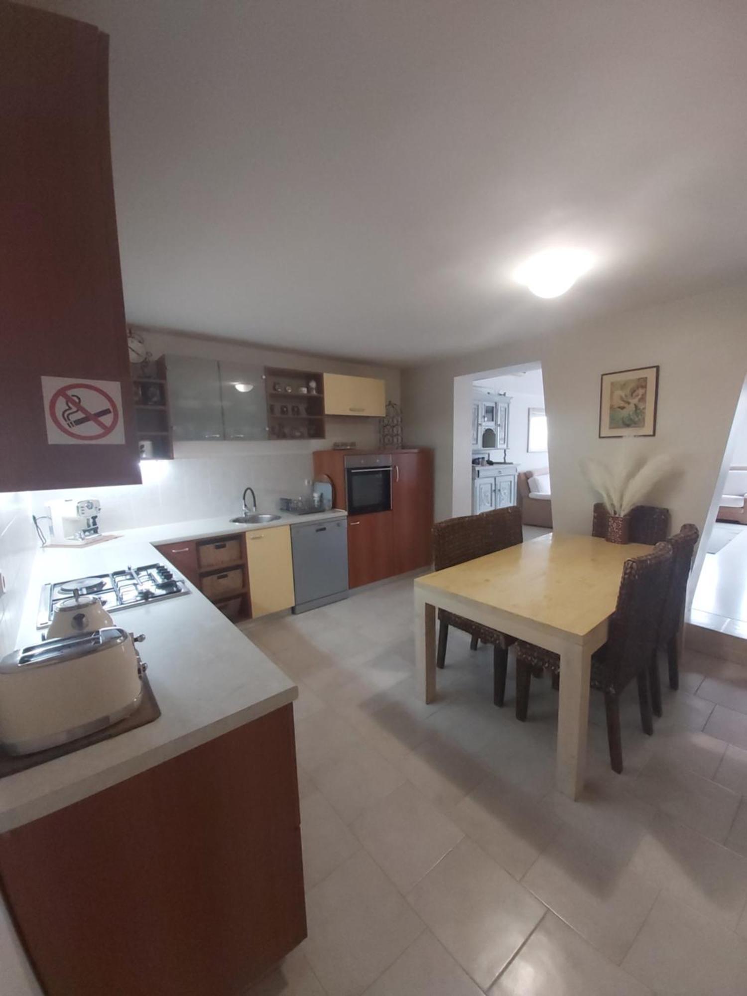 Apartman Luce With Shared Pool Zadar Luaran gambar